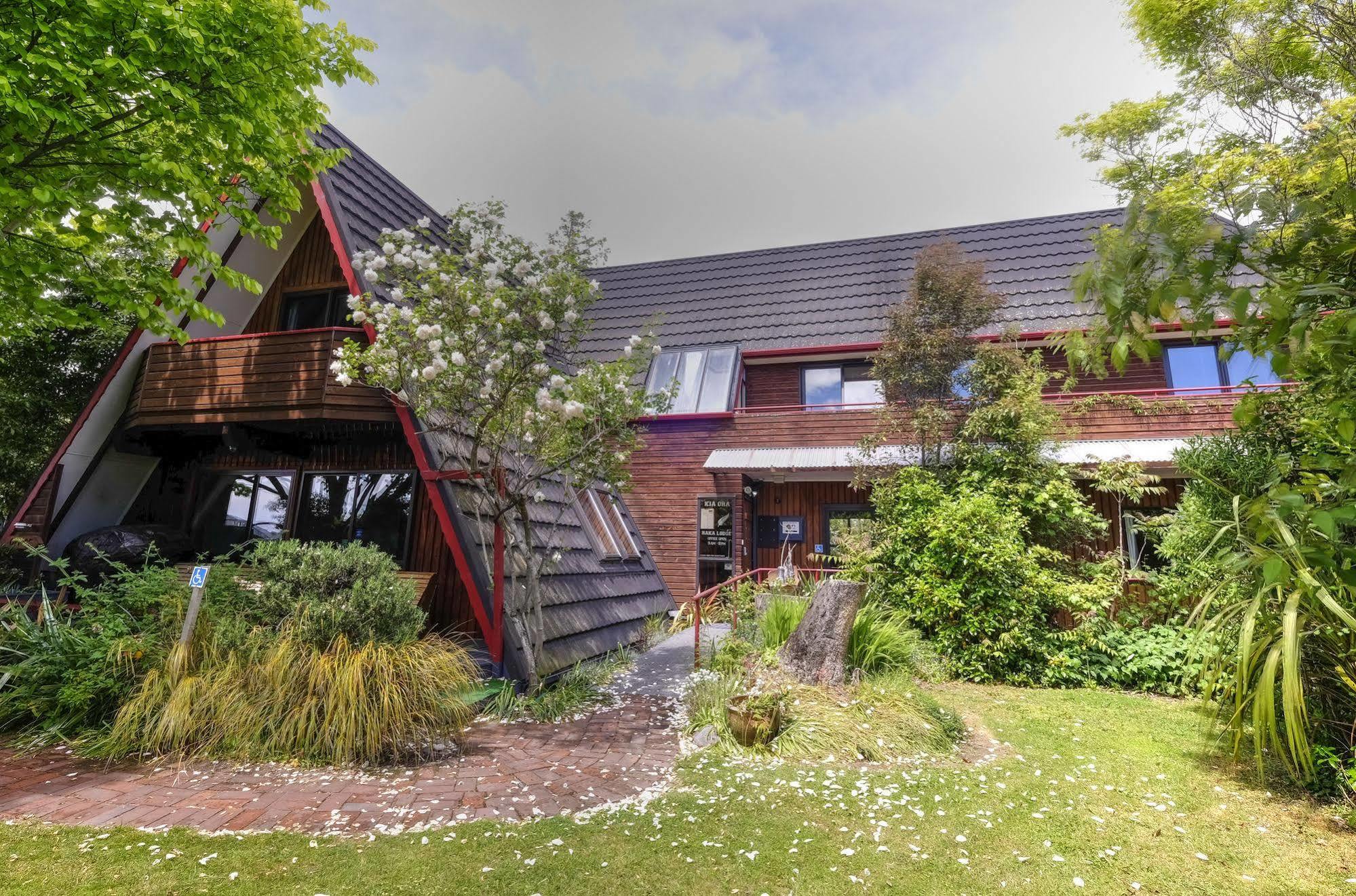 Haka Lodge Christchurch Exterior photo